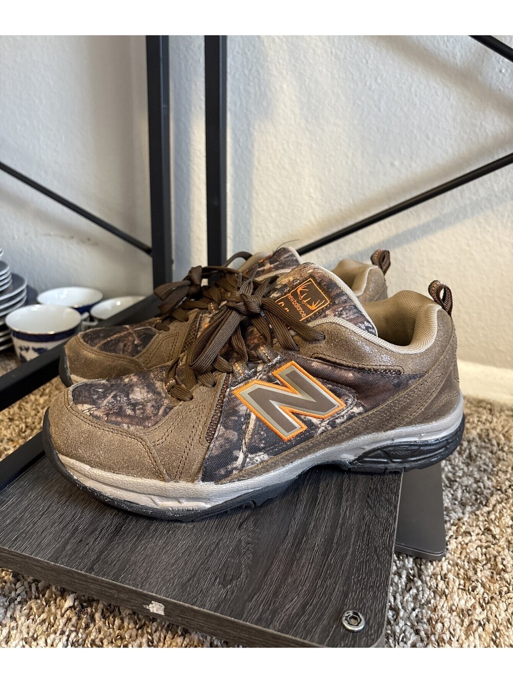 New Balance 608 Camouflage Camo Orange Walking Shoes Men's Size 8.5D MX608V3H